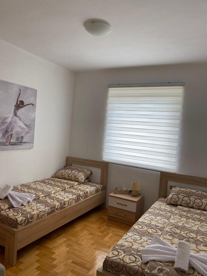 Apartment Varezic 普卢日内 外观 照片